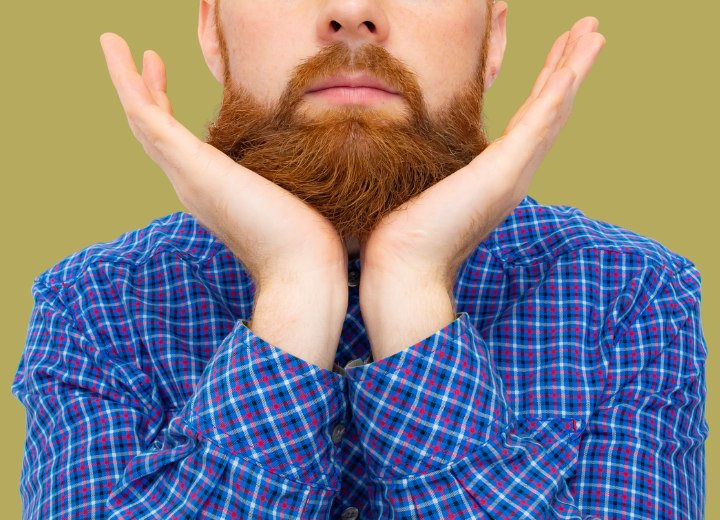 Homme avec une barbe