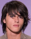coupe mi-longue pour hommes