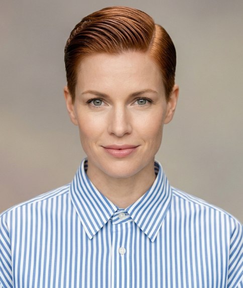 Cheveux très courts et brillants pour femmes