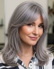 Style de cheveux longs gris