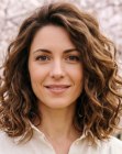 Coiffure de printemps mi-longue