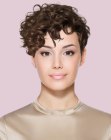 La Coupe Pixie Boucle Moderne